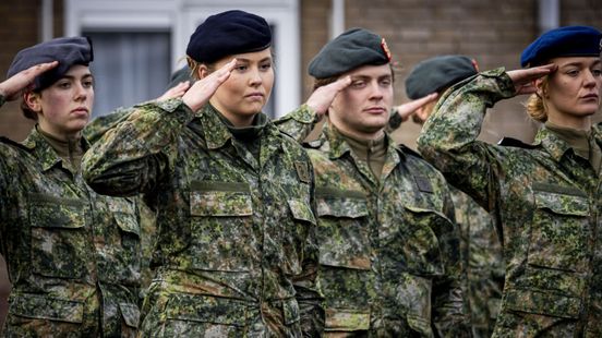 Prinses Amalia in Ermelo bevorderd tot korporaal