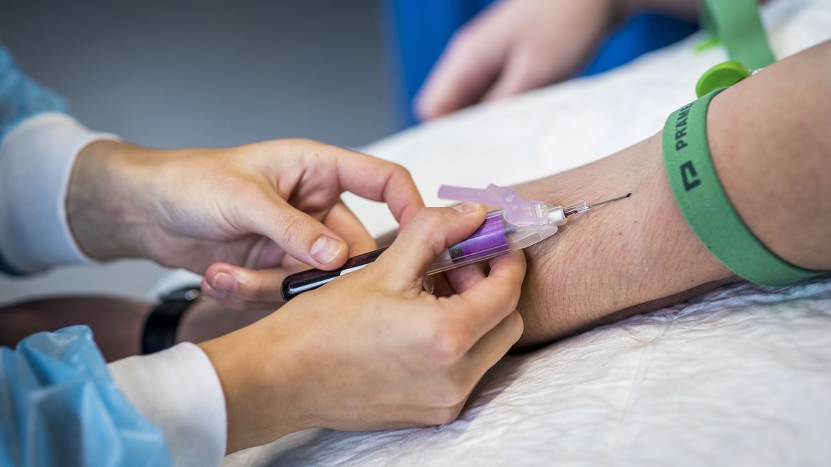 Meerdere bloedafnamepunten in gemeente Emmen opgeheven: ‘Ronduit waardeloos’