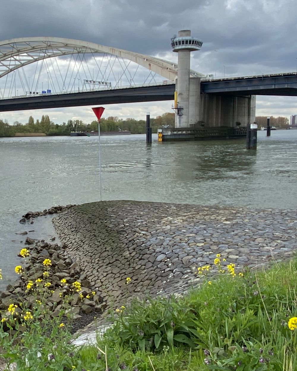 LET OP: Van Brienenoordbrug en A16 dit weekend deels dicht - Rijnmond