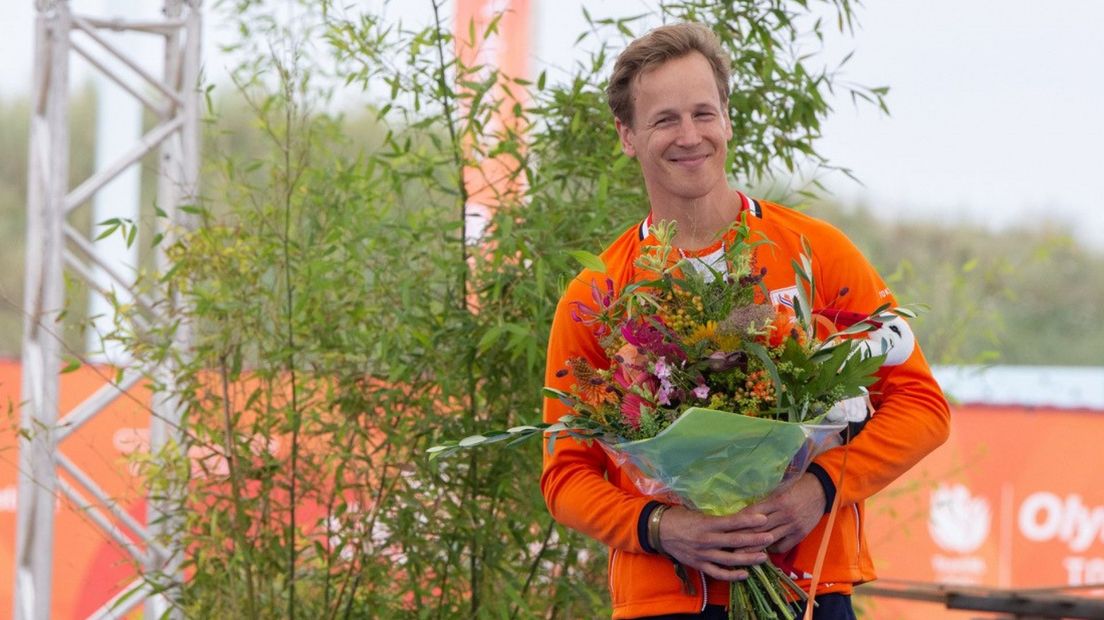 Epke Zonderland is na zijn terugkeer uit Tokyo als eregast ontvangen op het Olympic Experience
