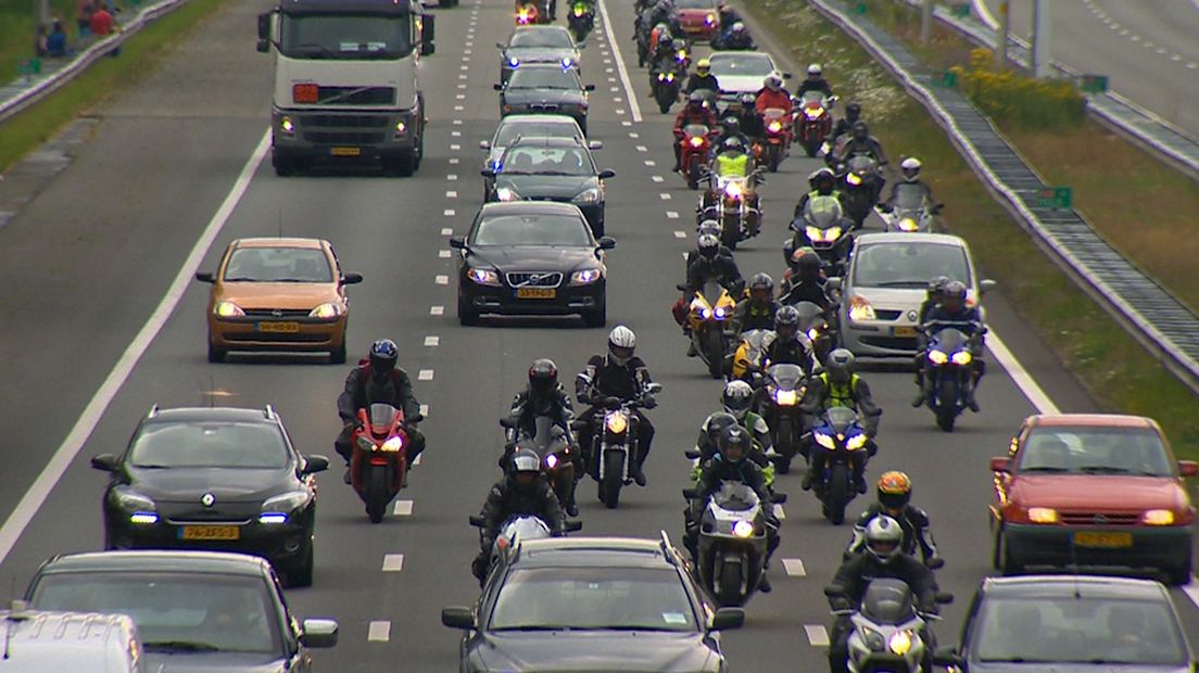 Motoren TT Assen trekken veel bekijks langs A28