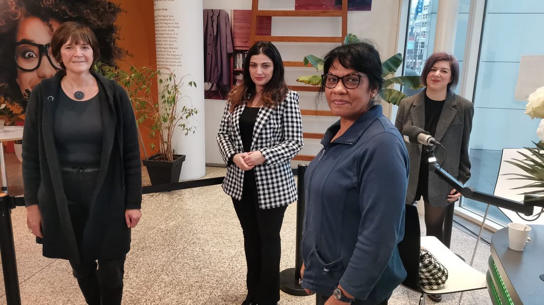 VrouwenBuurtLab Laak Noortje van der Kaaden, Nino Davituliani, Carla Gobardhan, Lesley Arp