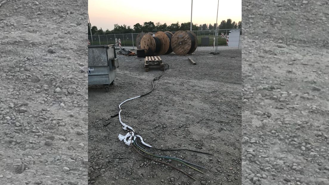 Het terrein waar de koperdiefstal gepleegd werd.