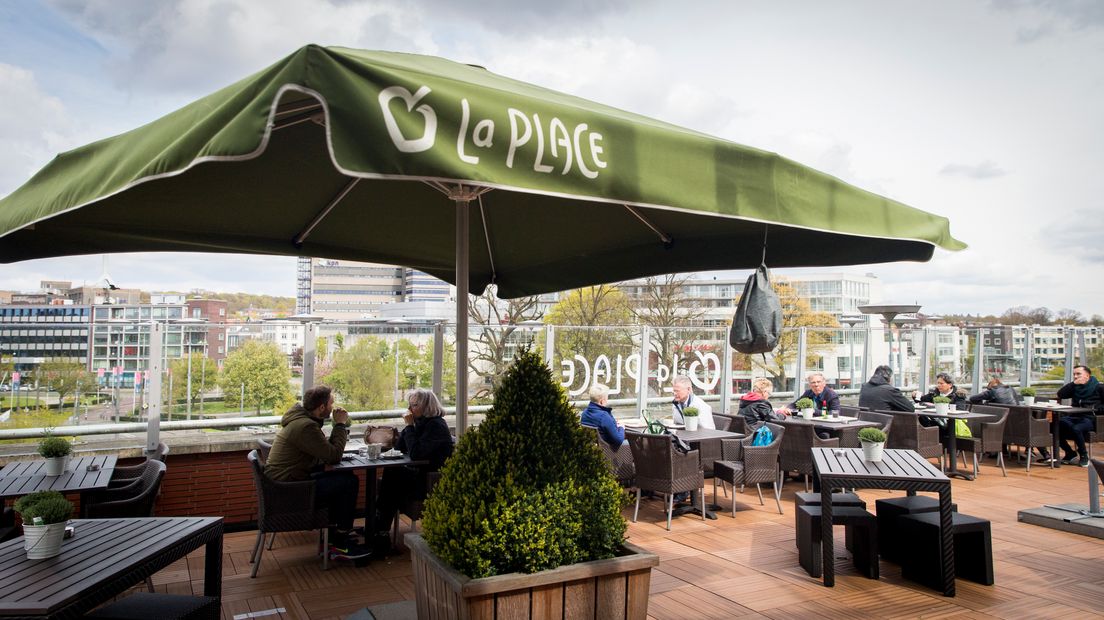 Het restaurant van La Place in het centrum van Arnhem.