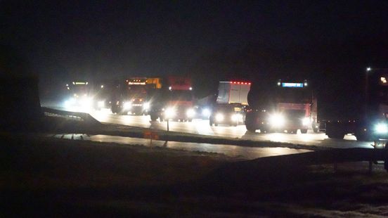 File tussen Hoogeveen en Zwolle na ongeval op A28. File tussen Hoogeveen en Zwolle na ongeval op A28.