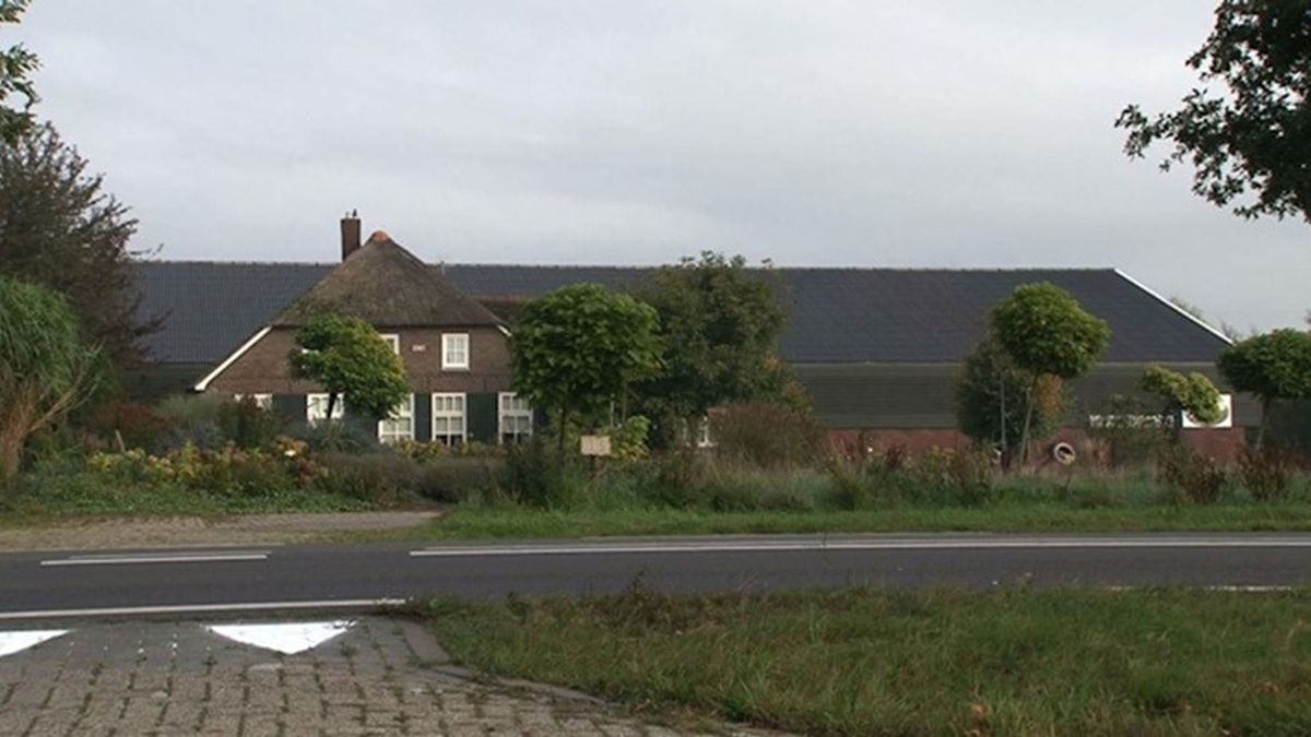 Boerderij omstreden varkenshouder Straathof in Mariënheem verkocht