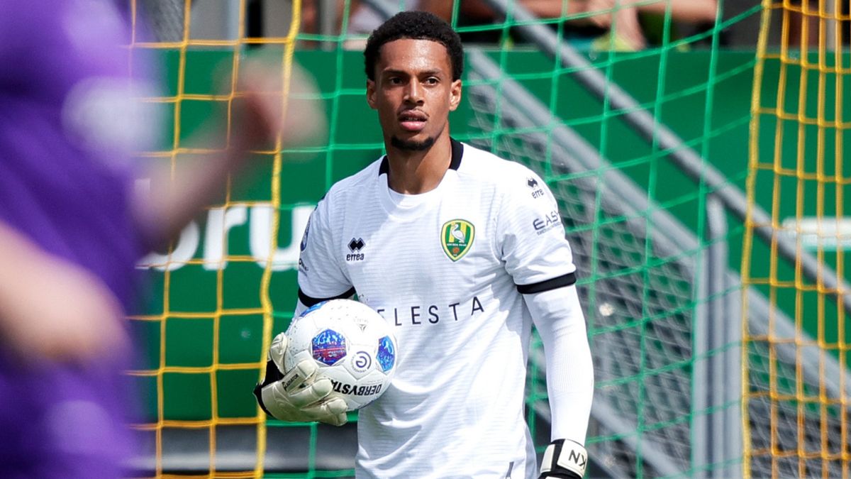 ADO Den Haag heeft het enorm lastig tegen FC Groningen en kijkt tegen achterstand aan
