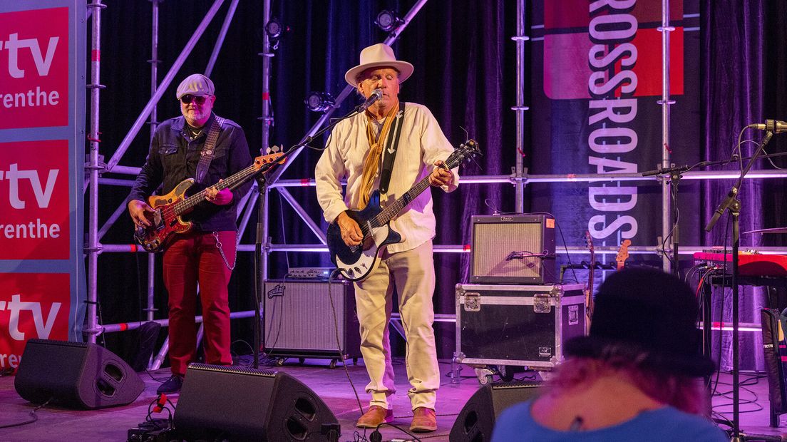 Jeffrey Halford & The Healers
