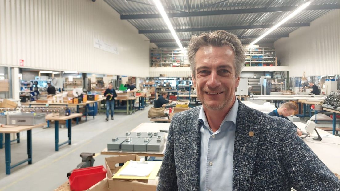 Directeur Gerben Hilboldt van NieuweWeme in Oldenzaal: "Extra mensen nodig vanwege energietransitie."