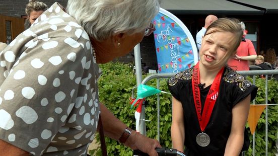 Lotte, de bedenker van de rollatorwasstraat, maakt kans op prijs