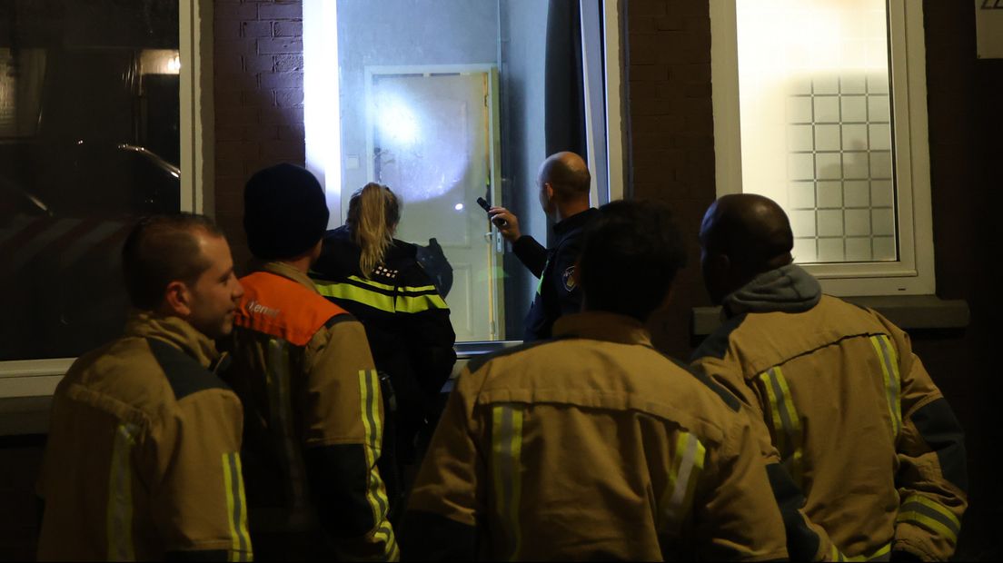 Politie en brandweer bij woning Pasteurstraat