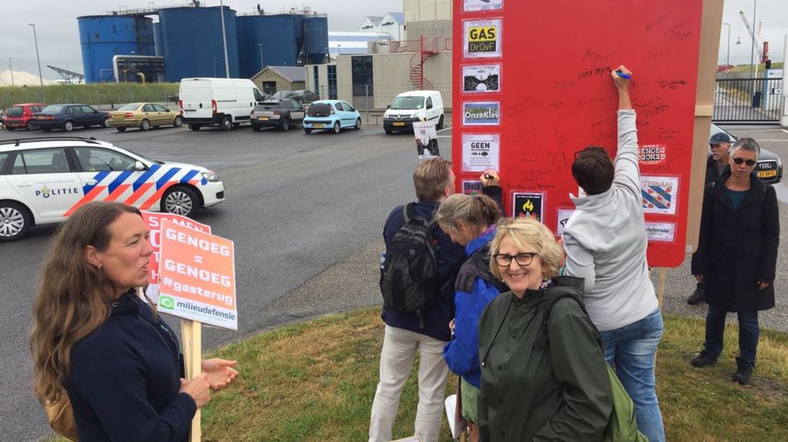 In protest tegen de gaswinning (Rechten: Jeanette van der Velde/archief RTV Drenthe)