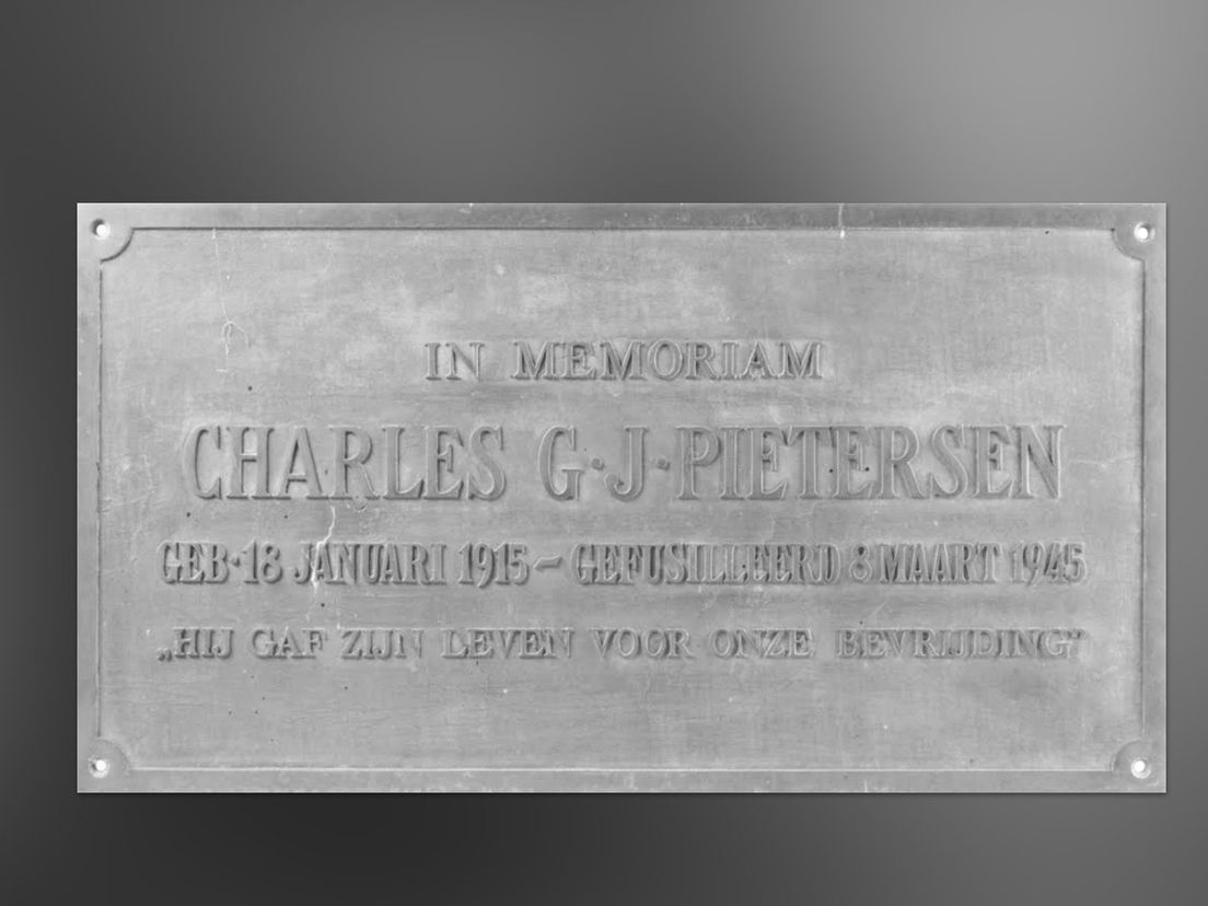 plaquette voor Charles Pietersen