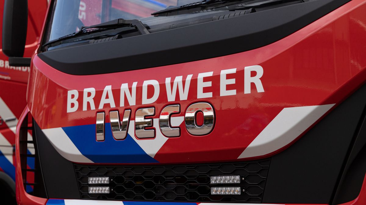 Dakbrand in woning Noordscheschut