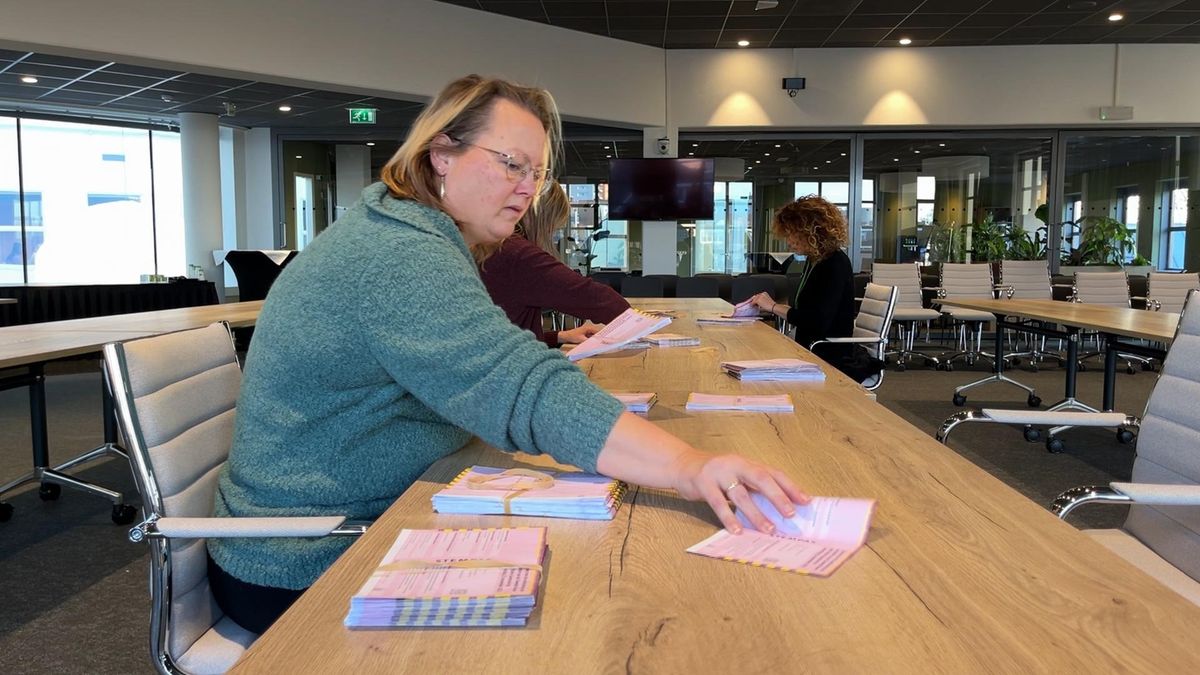 Hertelling van stemmen in Aldeboarn: één stempas over het hoofd gezien