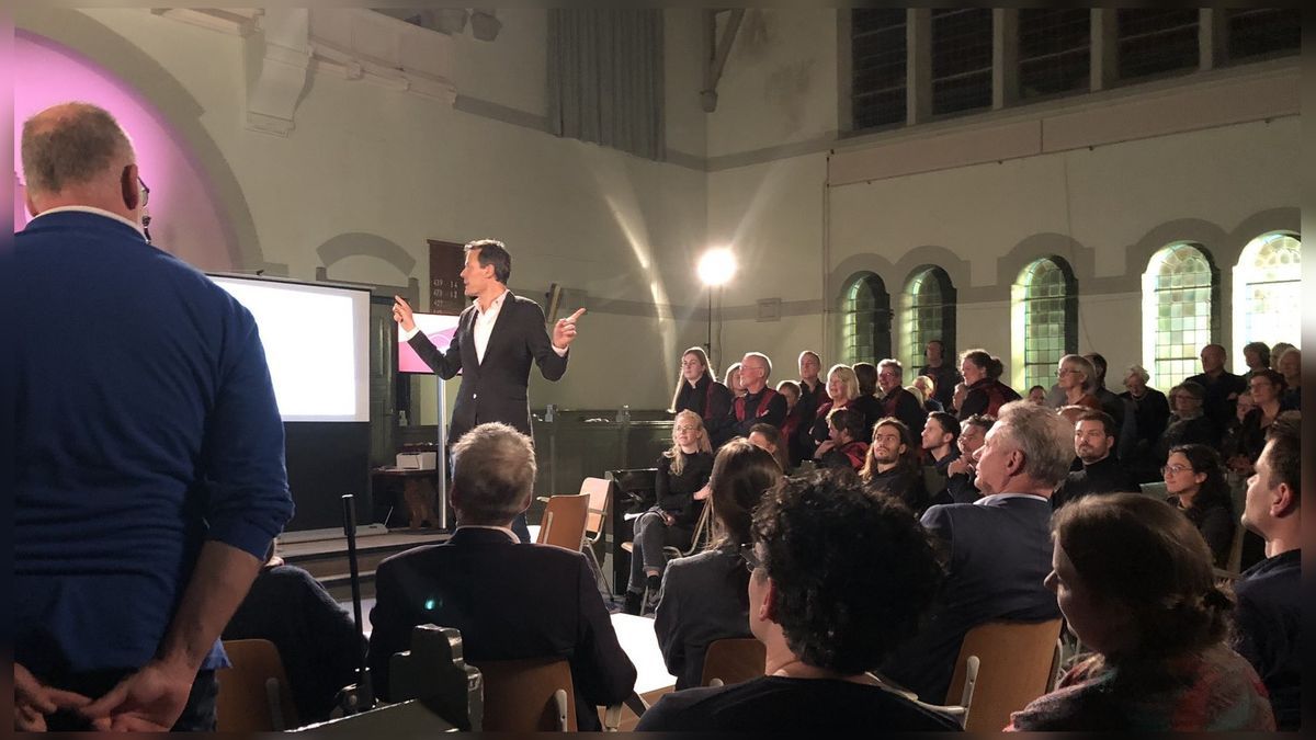 Lollumer greidhoekekathedraal moet multifunctioneel 'Thús' worden