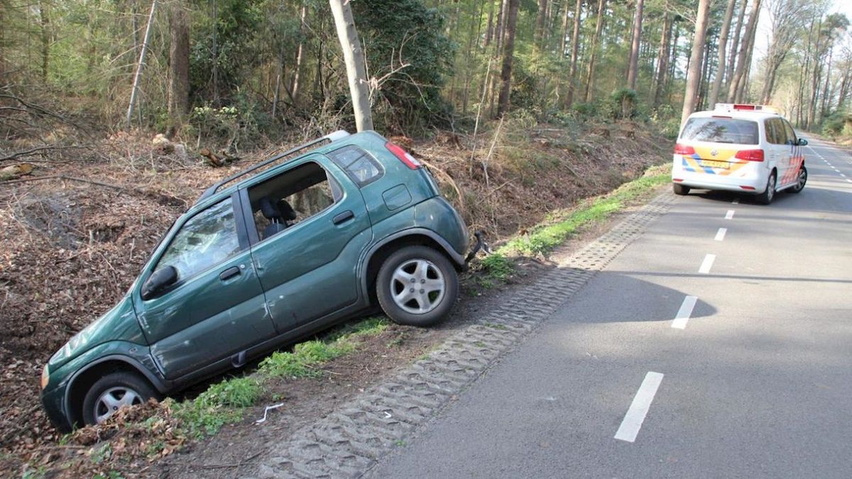 Automobilist heeft engeltje op schouder bij eenzijdig ongeluk in Lettele