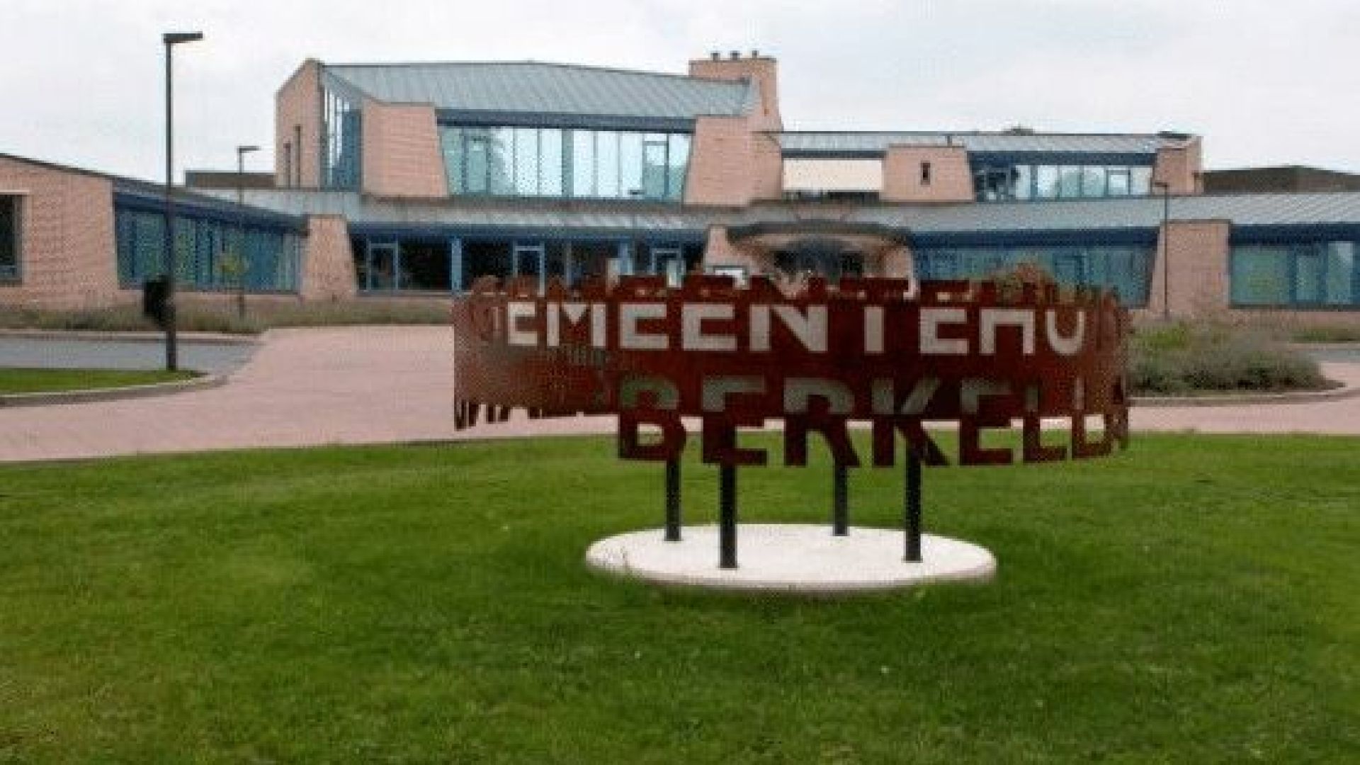 Publieksruimte gemeentehuis Berkelland krijgt toekomstbestendige herinrichting.