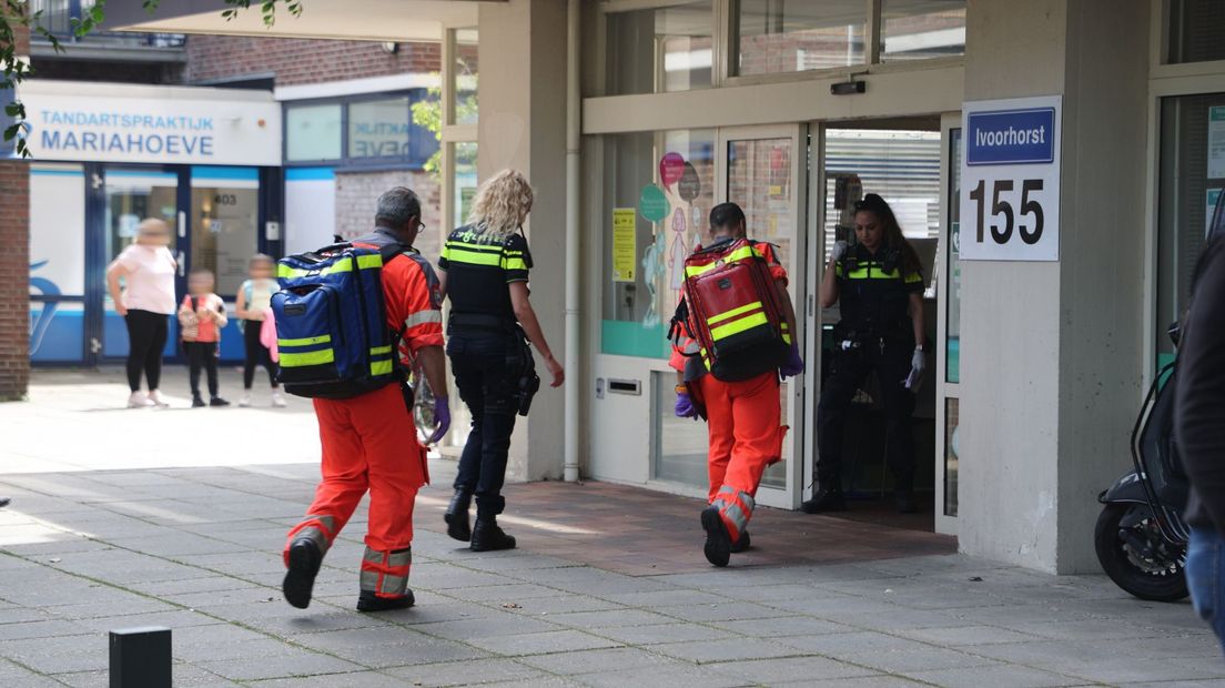 Hulpdiensten bij het wijkcentrum