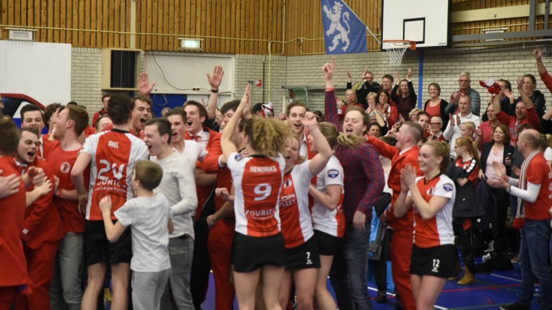 TOP viert feest na bereiken finale Korfbal League 