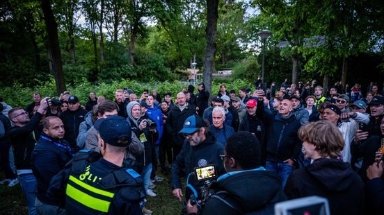 Hooglander (20) aangehouden bij grimmige anti-azc-demonstratie in Loosdrecht Home