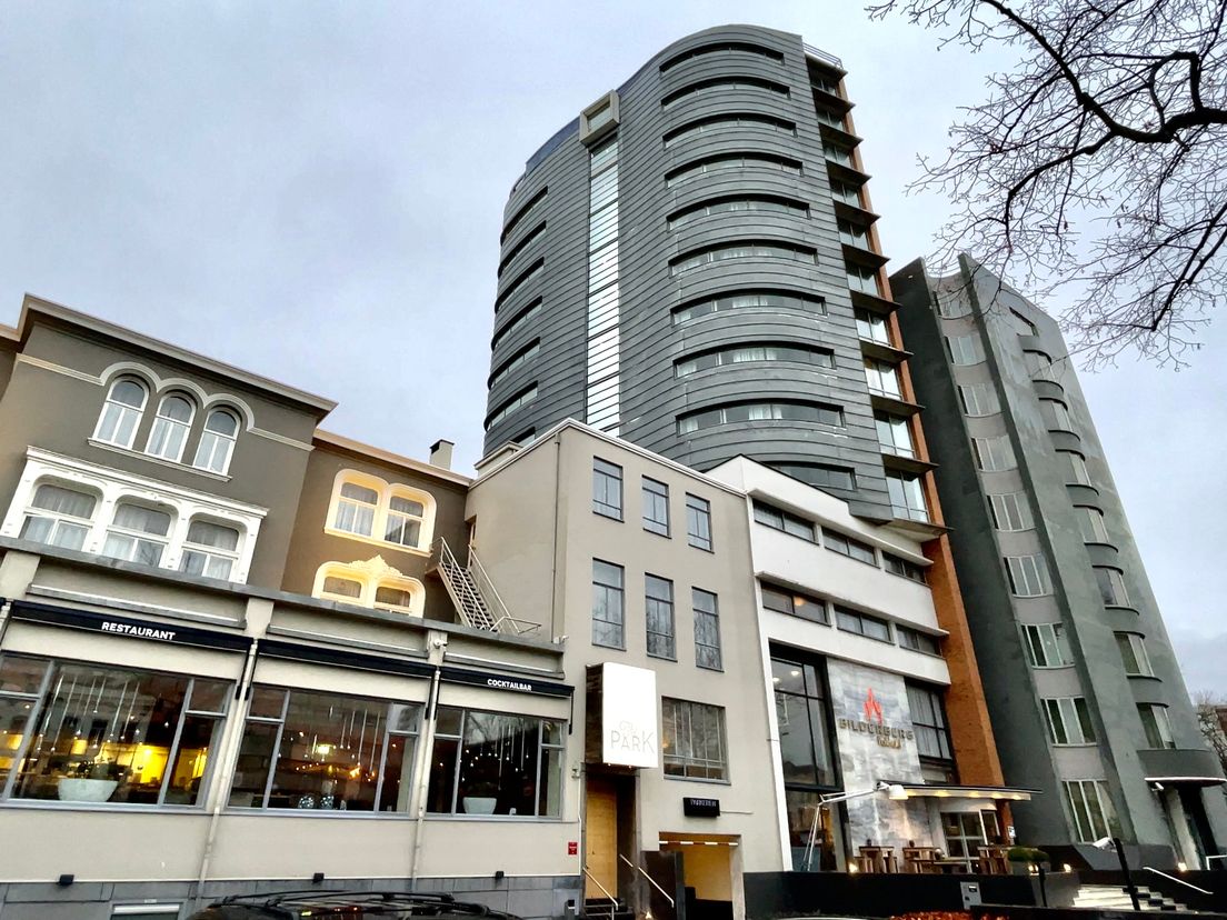 Het Bilderberg Parkhotel aan de Westersingel