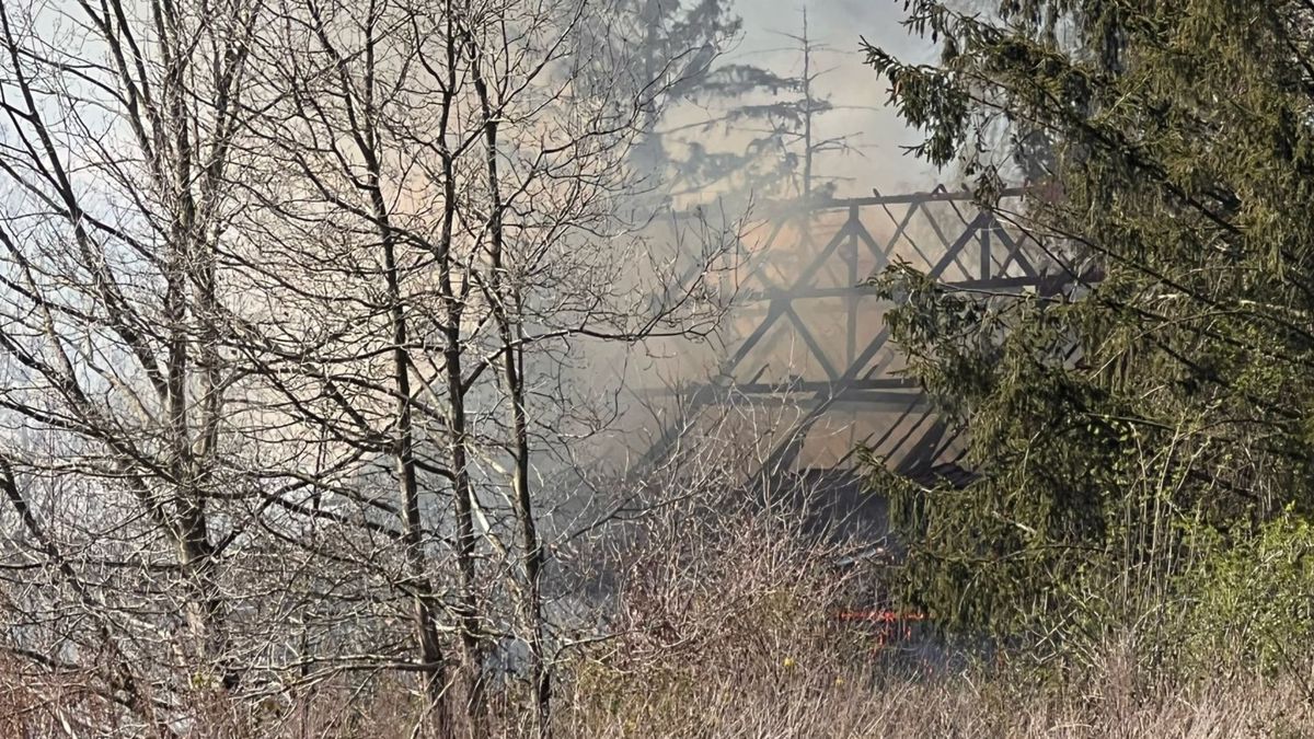 Bijgebouw van leegstaand klooster uitgebrand in Oostrum