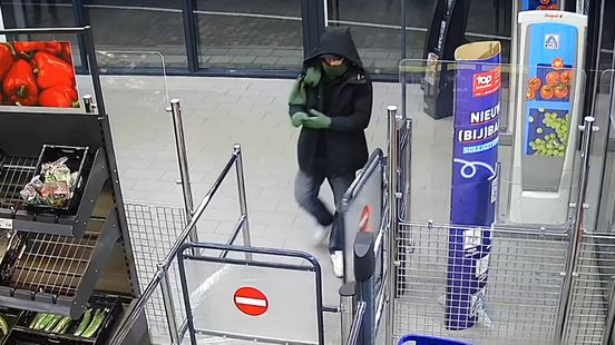 Overval Aldi Enschede: verdachte activeert zelf alarm en raakt in paniek Home