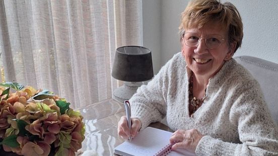 Dyslexie houdt haar niet tegen: Annie (64) bloeit op in streektaal