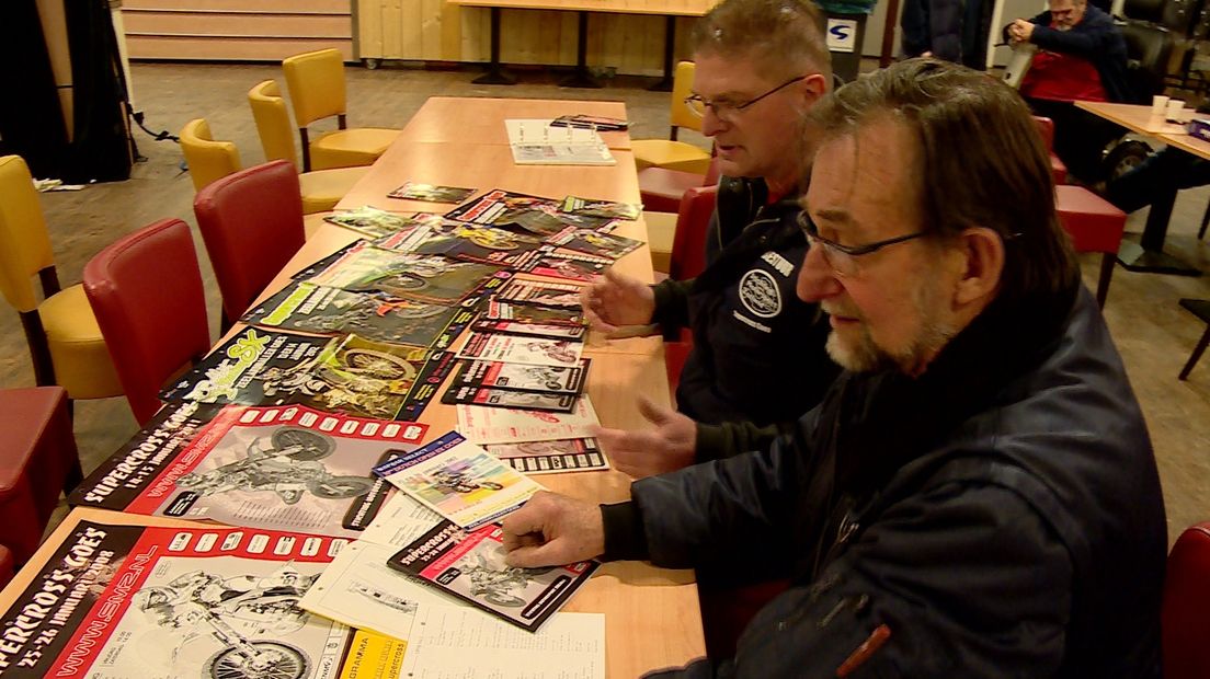 Eversdijk en Van Klooster al 25 jaar trouw aan Supercross (video)