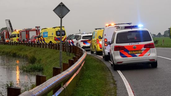 Dode bij ongeluk in Rouveen, man uit Ruinerwold gewond. Dode bij ongeluk in Rouveen, man uit Ruinerwold gewond.