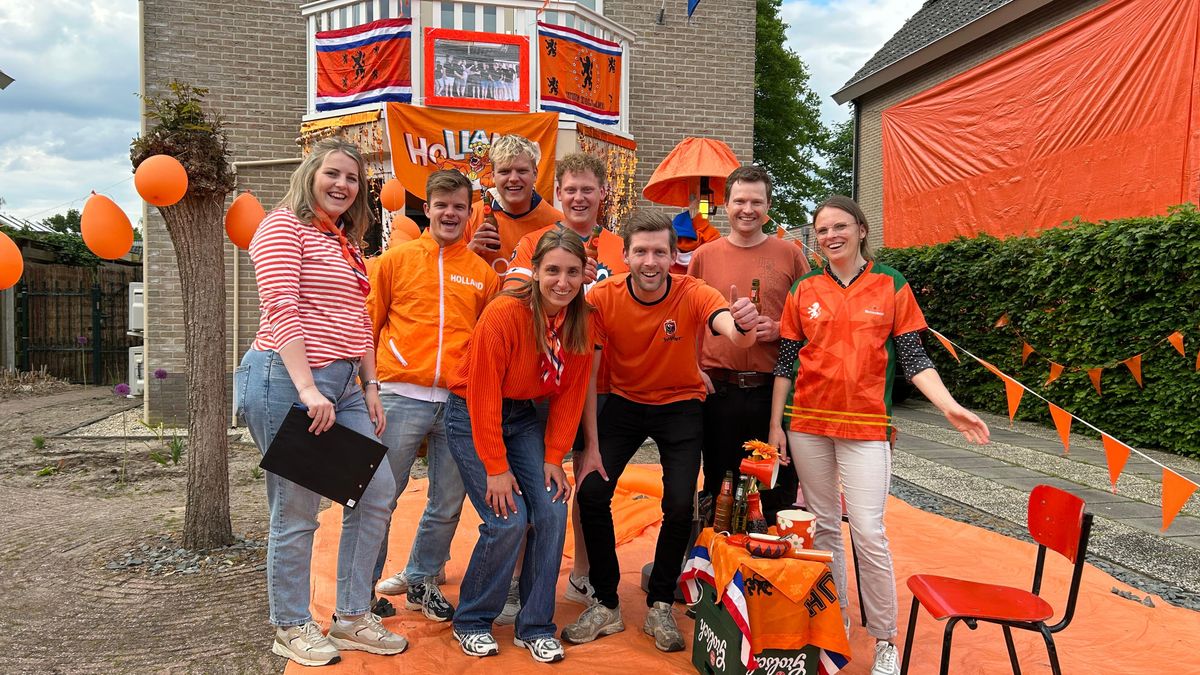 'WK-koorts' in Heeten: hele dorp kleurt oranje voor dorpsquiz