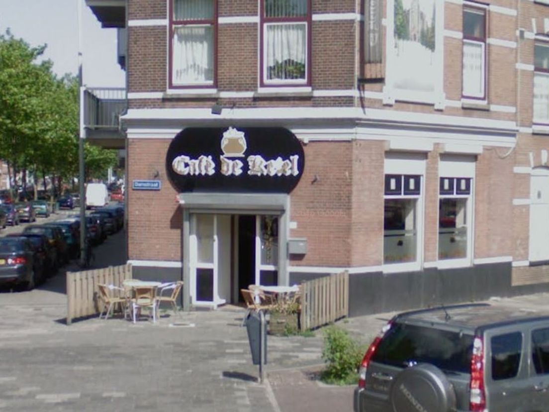 Café De Ketel aan de Damstraat (Foto Google Streetview)