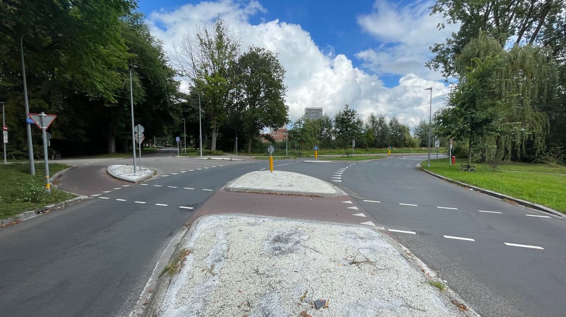 Kruising Helperzoom, Helperweg & Helper Brink