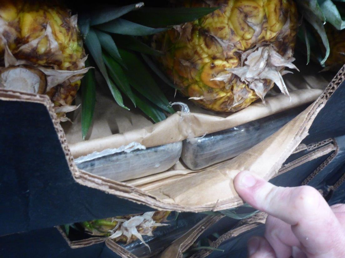 Het ging om 150 kilo cocaïne die verstopt zat tussen een lading ananas.