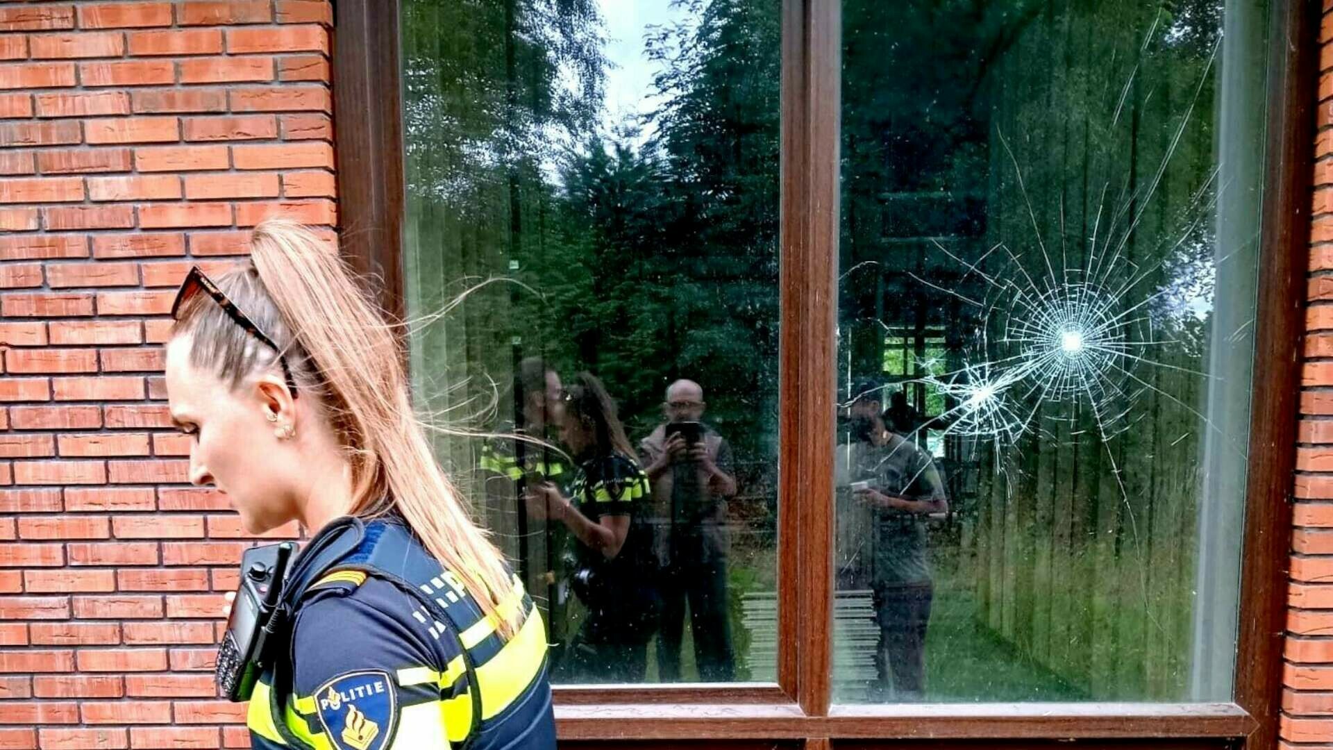 Ramen kapot bij Asser moskee: 'Bang voor nieuwe vernielingen'