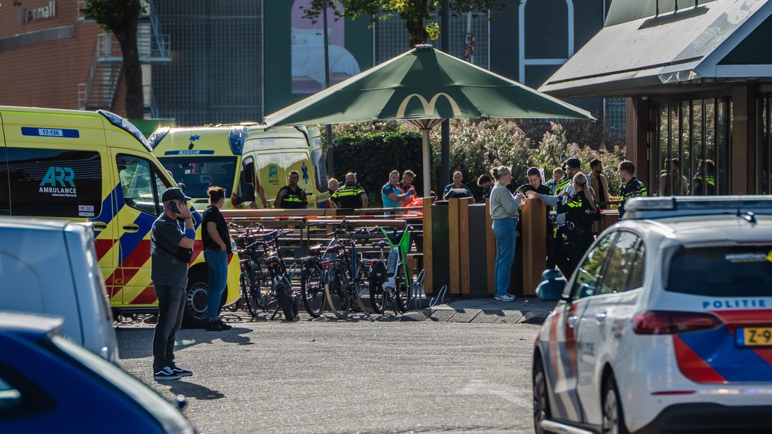 Politieagenten schoten op de op de vlucht geslagen fatbike-overvaller die bewapend was