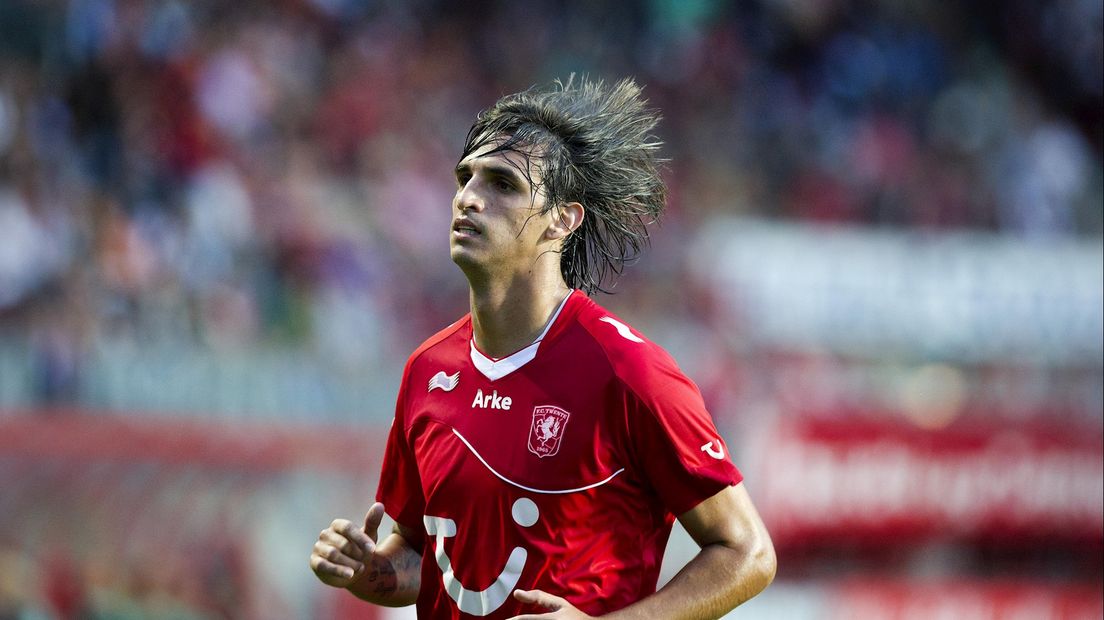 Bryan Ruiz (34) is naar eigen zeggen nog fit genoeg om te spelen