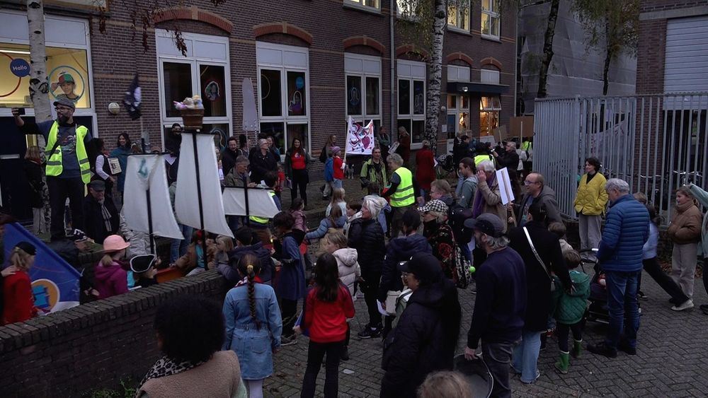 Wijk in rep en roer om verdwijnen enige basisschool - Omroep Gelderland