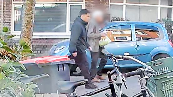 Slachtoffer loopt nietsvermoedend stukje mee met oplichter - Team West