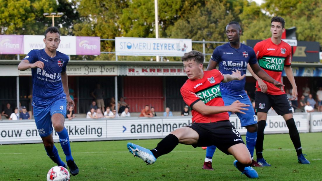 Het is NEC dinsdagavond niet gelukt in een oefenwedstrijd te winnen van De Treffers. In Groesbeek bleef het 0-0 tegen de amateurs.