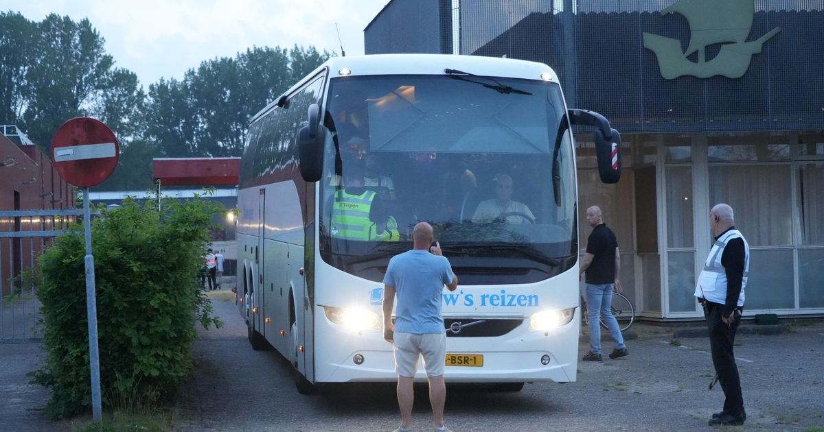 Groningen Provides Temporary Night Shelter for Asylum Seekers from Ter Apel