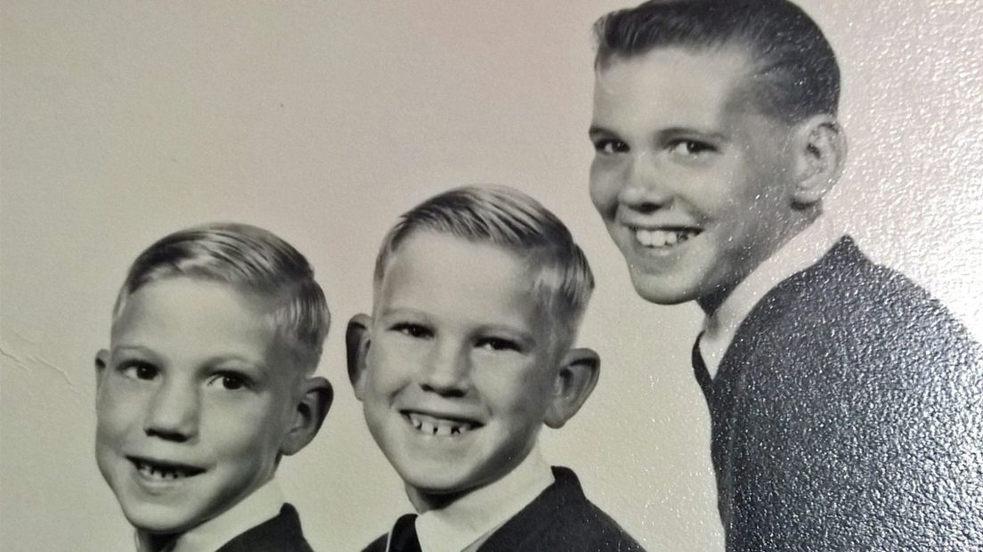 Een privéfoto van de broers Deely uit 1966. Patrick (links), Raymond (midden) en Chuck (rechts).