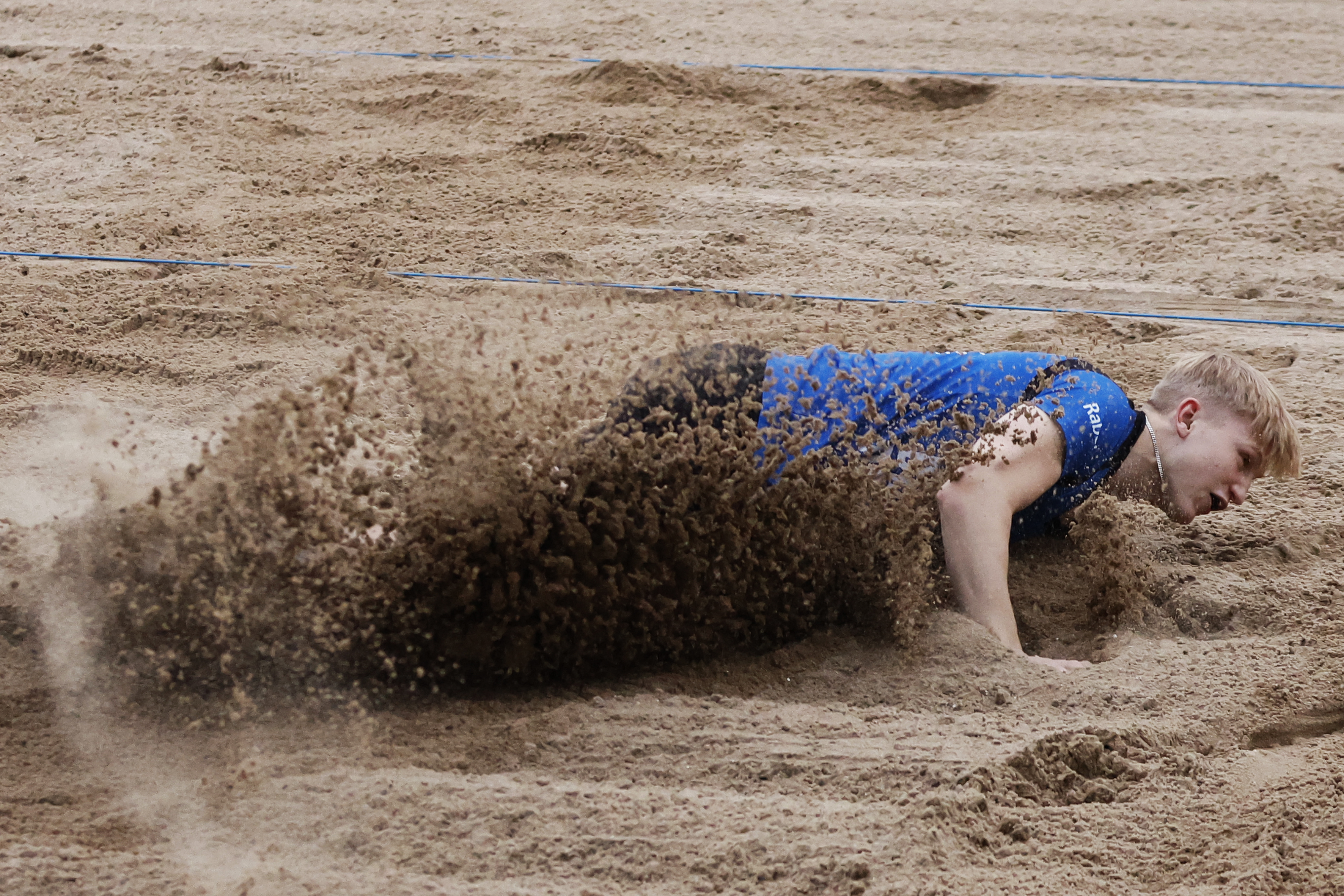 Terpstra landt in het zandbed bij de openingswedstrijd van 2026