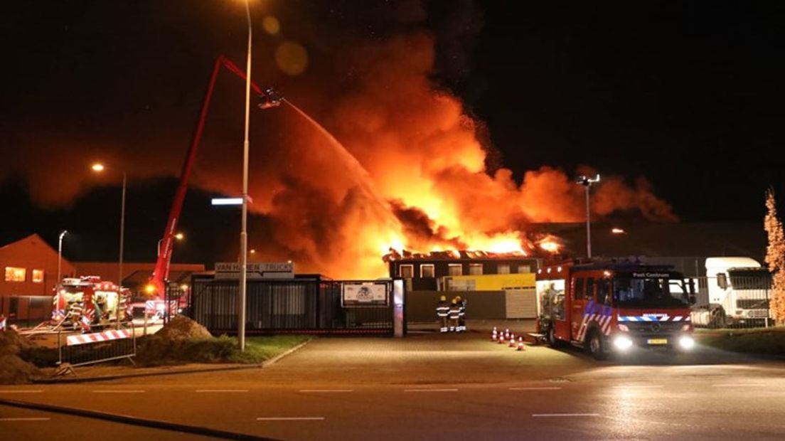 Brand bij Korendal Trucks