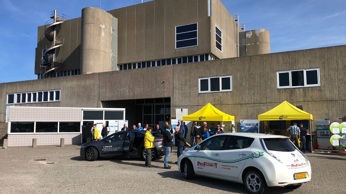 Bijna alle soorten elektrische auto bij elkaar op Neeltje Jans