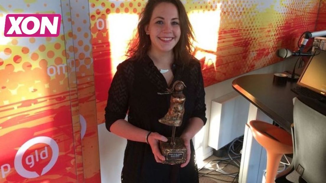 Zangeres Tineke Roseboom uit Bennekom heeft de internetverkiezing Vrouw in de Media Award 2017 in Gelderland gewonnen. Ze behaalde 26,5 procent van de digitale stemmen.