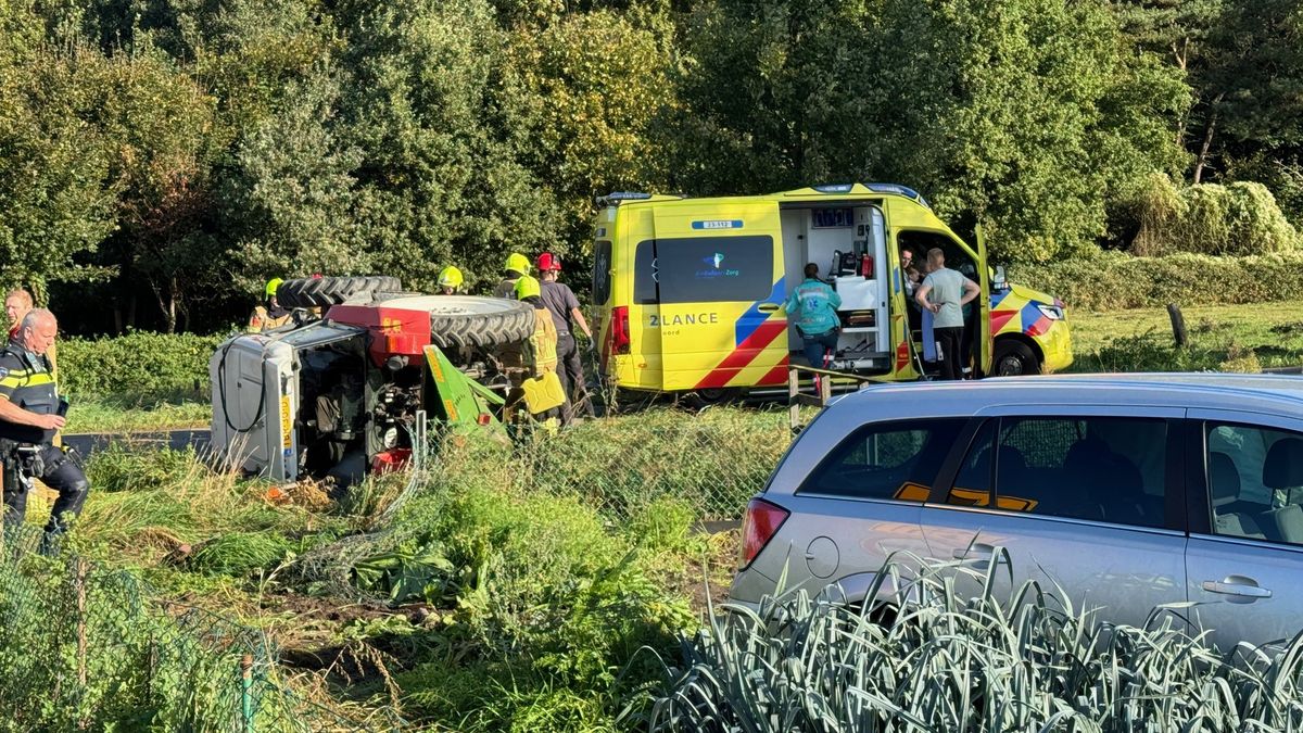 Bestuurder tractor gewond; baby ter controle naar ziekenhuis