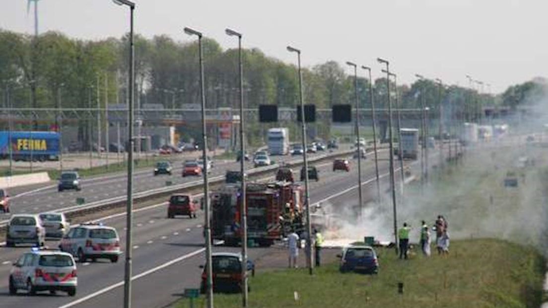 Autobrand op A28 bij Staphorst