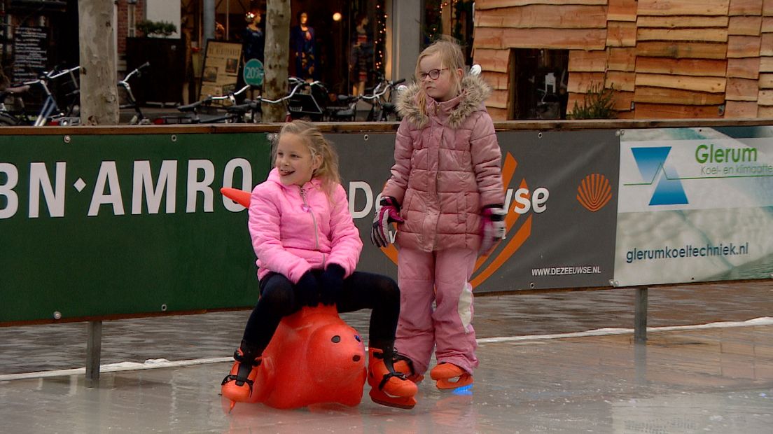 'Het is meer een zwembad dan een ijsbaan'
